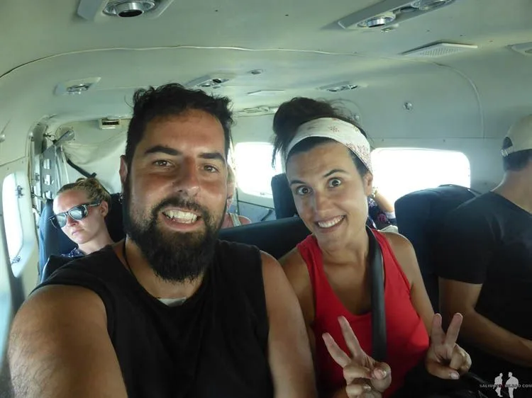 Katz y Saioa, en la avioneta de Corn Island a Managua