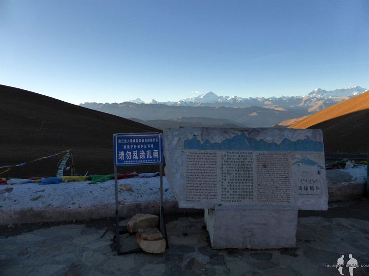 Amanecer desde el mirador, del Campamento Base del Everest a Shigatse