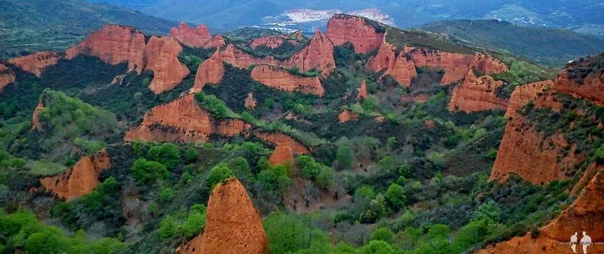 BREVE INFORMACIÓN SOBRE LAS MÉDULAS DE LEÓN