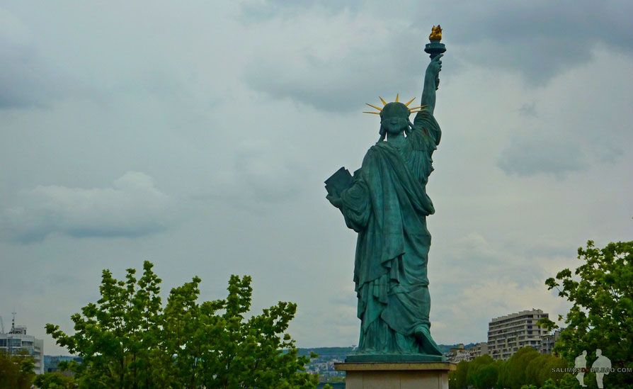 LA ESTATUA DE LA LIBERTAD DE PARIS Estatua de la Libertad, París